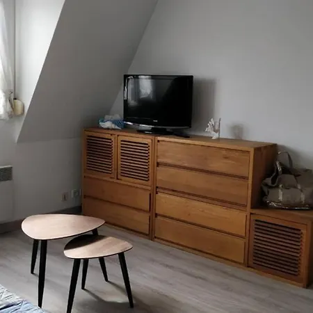 Lumineux Et Fonctionnel En Bord De Apartment